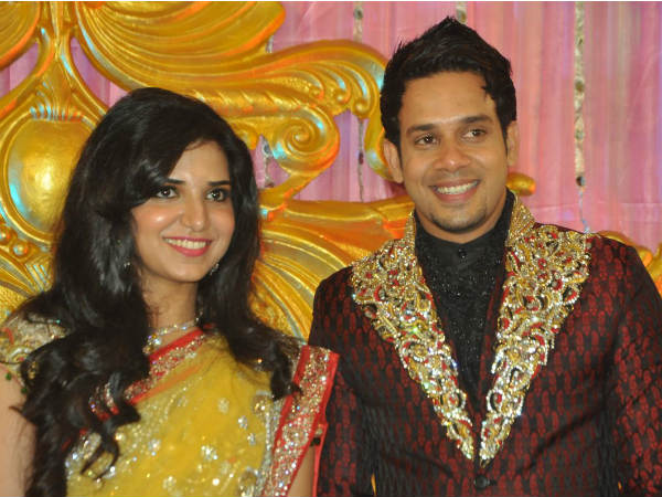 துபாய் பல் டாக்டருடன் காதல்