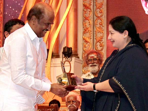 30வது விருதுதான் ரஜினிக்கு