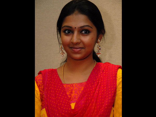 லட்சுமி மேனன்