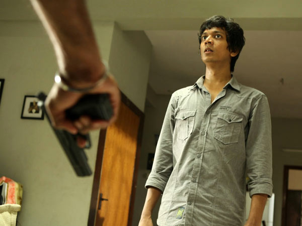 இன்னொரு இணையதளம் சிடி வடிவில் தருகிறது