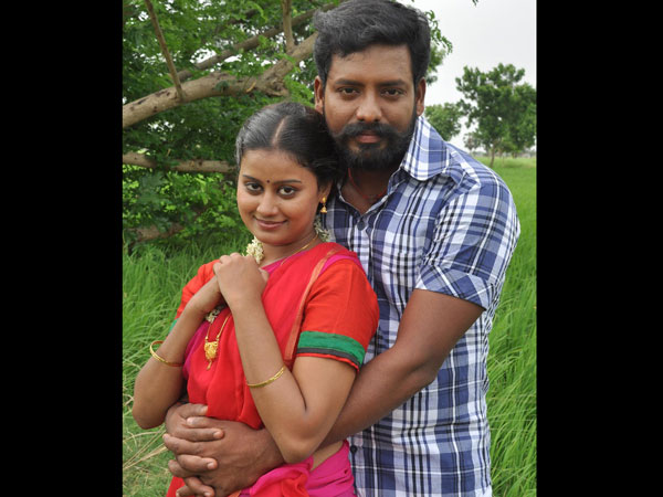 கட்டிப்பிடித்துப் பாராட்டிய ஹீரோயின்