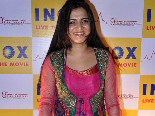 அட்டகாசமான வரவேற்பு...