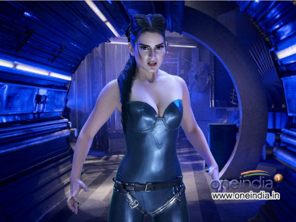 4 நாளில் ரூ.100 கோடி 4 நாளில் ரூ.100 கோடி