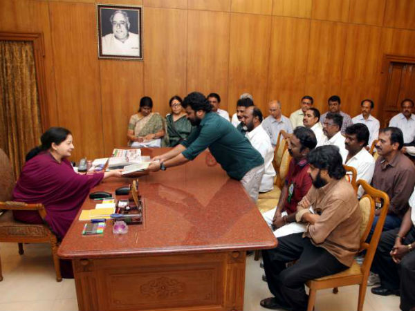 முதல்வரை சந்தித்தனர்