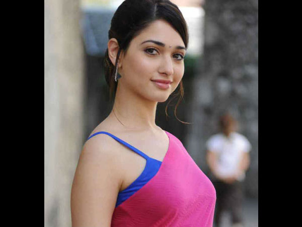 இந்தியில்... 