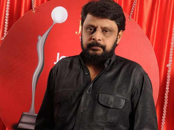 இயக்குனர் மீது பழி