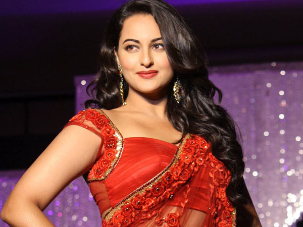 சோனாக்ஷியும், மனோஜ் பாஜ்பாயும்