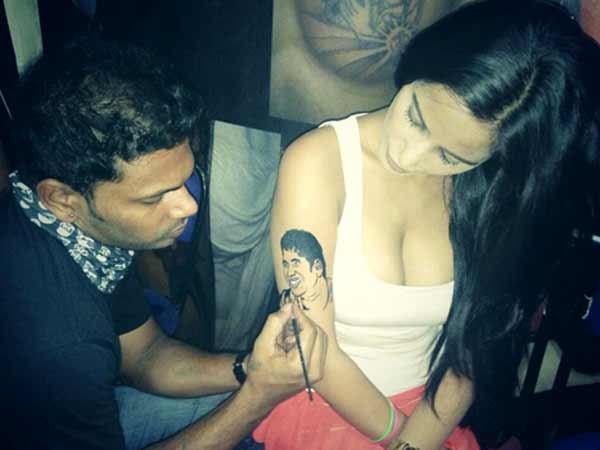 நேரிலும் பார்த்தார்