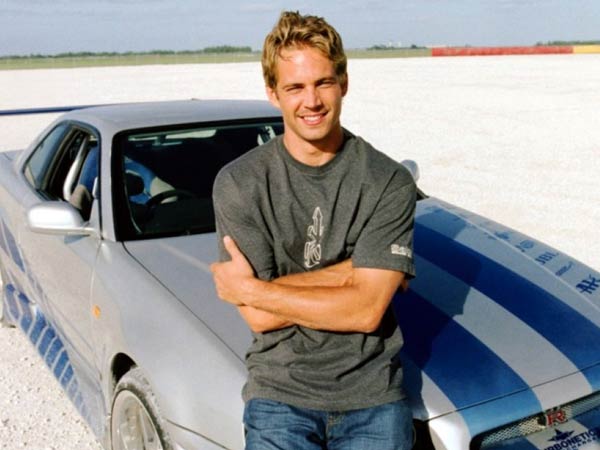 ராணுவ வீரர் தம்பதிக்கு வாக்கர் தந்த பரிசு