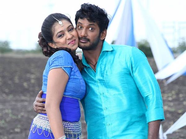 சூடான முத்தம்...