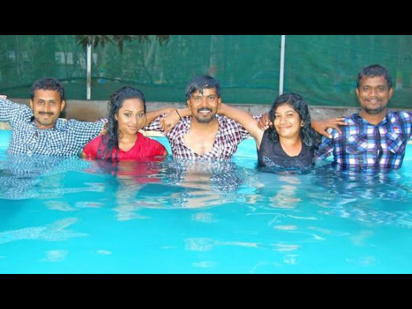 2 நாயகிகள்