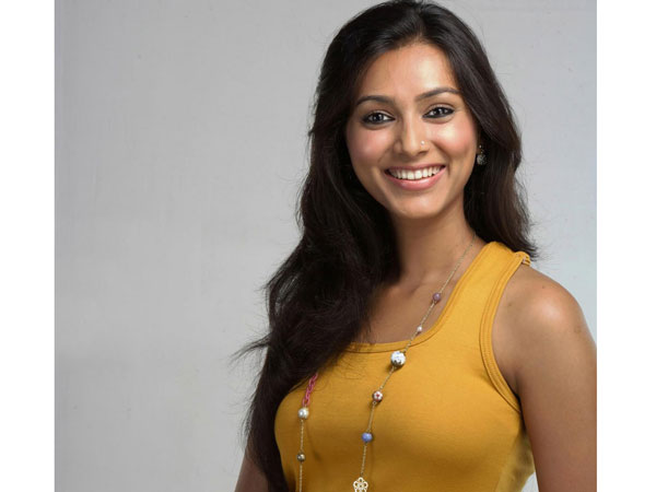 பாலிவுட் மாடல் பல்லவி சுபாஷ்