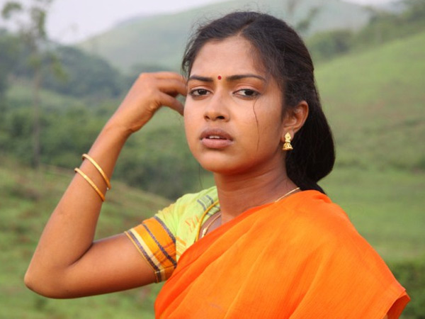 கிராமத்து மைனாக்கள்....