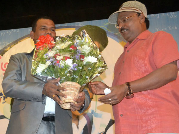 நல்ல மழை பெய்கிறது