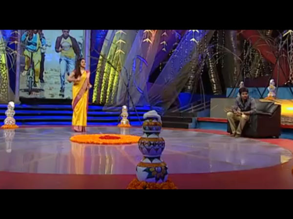 கன்னத்தைக்கிள்ளி....