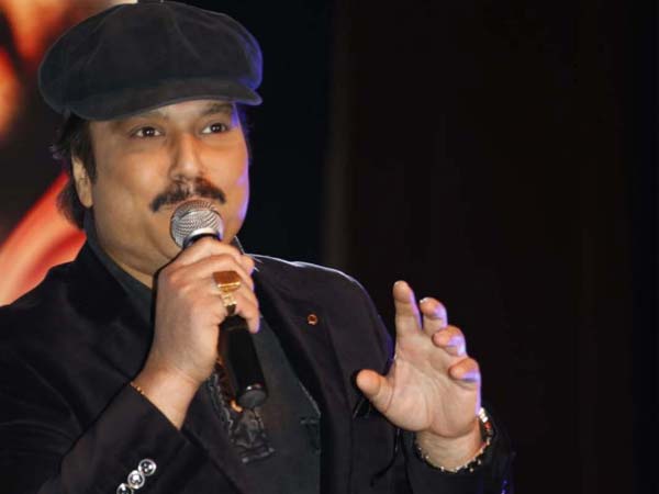 வில்லன் கார்த்திக் 