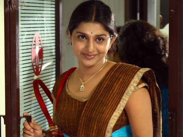 போனில் மிரட்டல்...