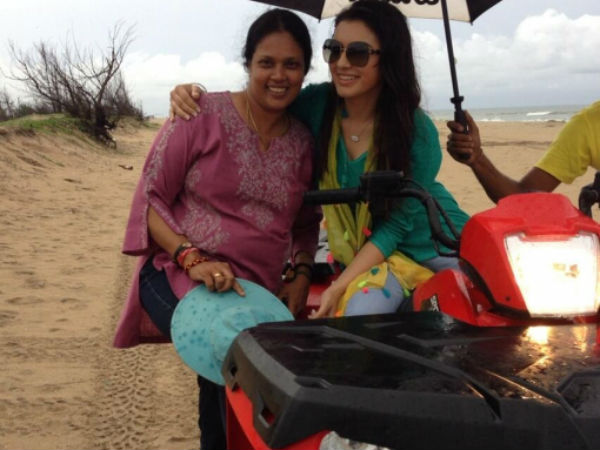 அம்மாதான் காரணமாம்