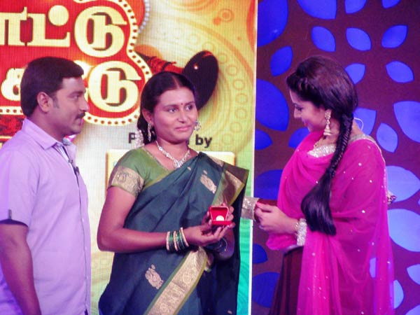 மணப்பெண்களுக்கு பரிசு மணப்பெண்களுக்கு பரிசு