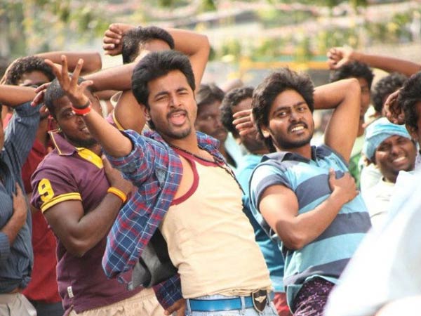 இயக்குநருக்கு பாராட்டு