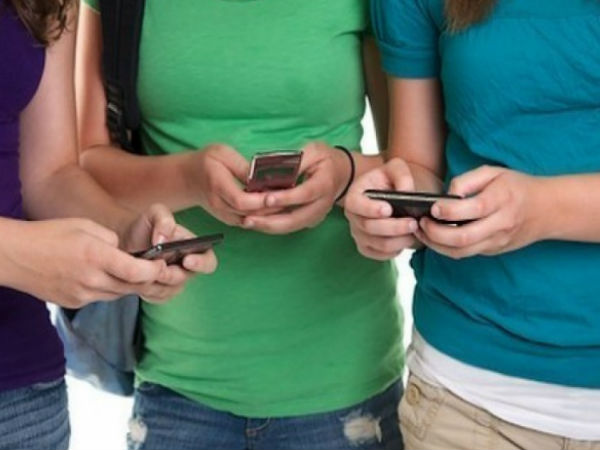 எஸ்.எம்.எஸ் அனுப்புங்க