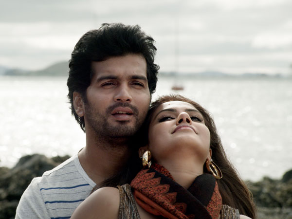 தம்பி ராமையா ஜோடியாக வெள்ளைக்காரப் பெண் தம்பி ராமையா ஜோடியாக வெள்ளைக்காரப் பெண்