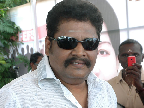 ரவிக்குமார்