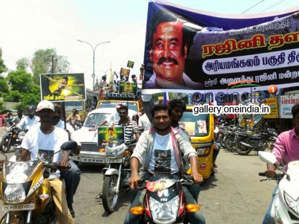 வெயிலென்றும் பாராமல்