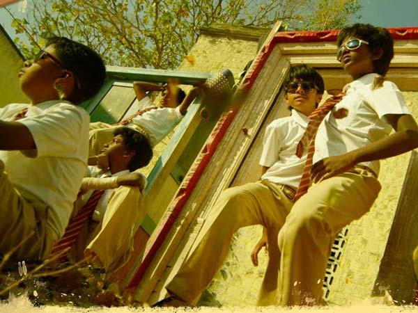 இது குழந்தைகள் படமா?