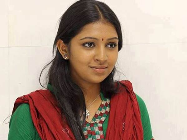 முதல் நிலையில்