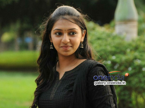 லட்சுமி மேனன்