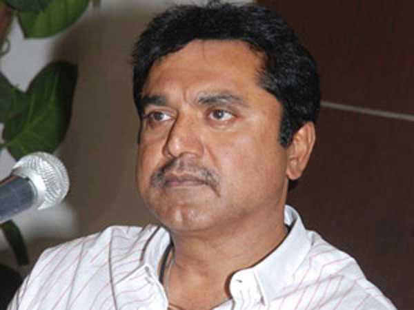 தனிக்கட்சி நாயகர்கள்