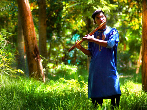 இசையோடு என் வாழ்க்கை