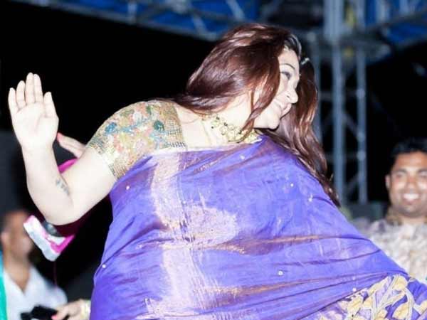 மானட மயிலாட…