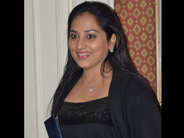 ஐந்து மொழி தெரியும்