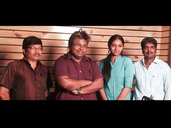 லட்சுமிமேனன் பாடல்...