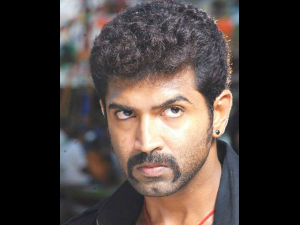 ஆச்சரியமான வேடம்