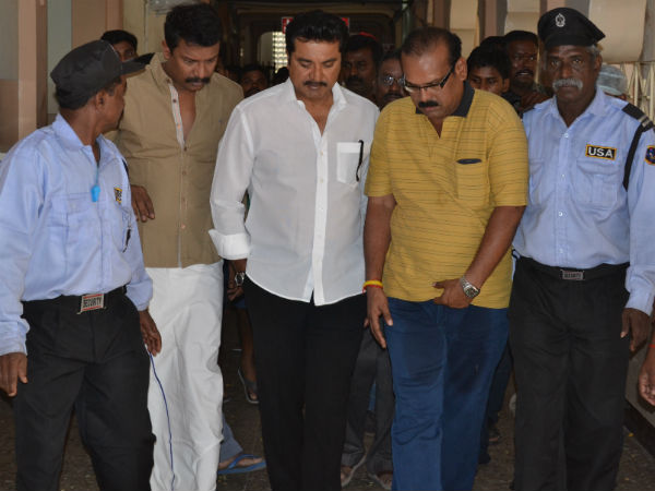 சண்டமாருதம்