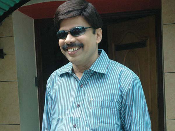 காமெடி பீஸ்