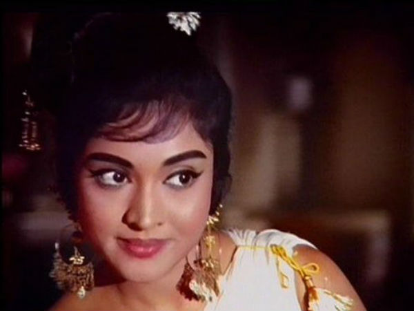 சாமுத்திரிகா.. வைஜெயந்தி