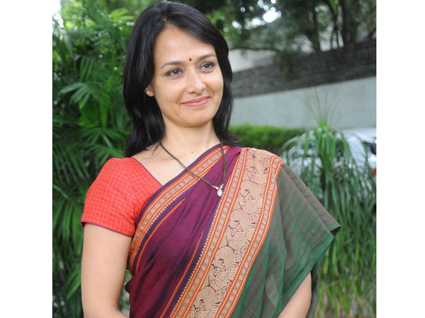 இதோ அமலாவின் ஃப்ளாஷ்பேக்...