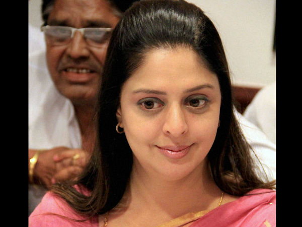 நக்மாவுடன் நடி... அபு சலேம் மிரட்டல்