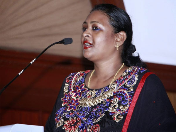 லேடி டான்