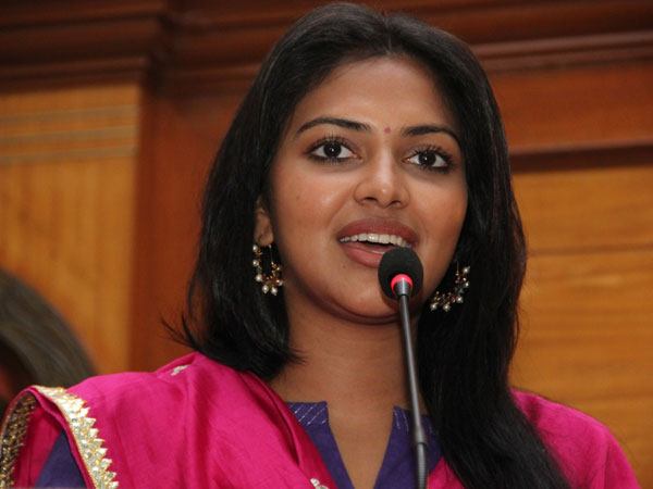 அமலா பால்