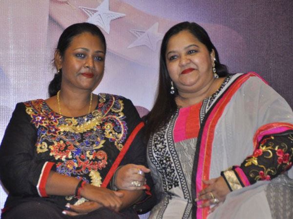 கவர்ச்சிகளின் சண்டை