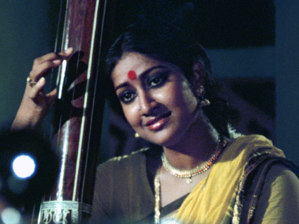 ஒரு ஆண்டு ஓடியது