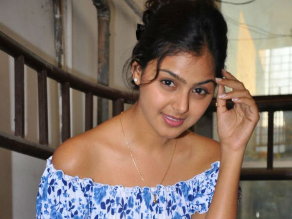 ஜாலி டைப்...