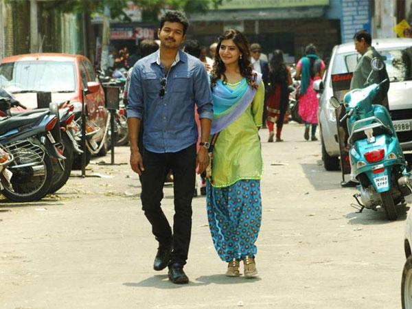 பிரமாண்ட செட்...