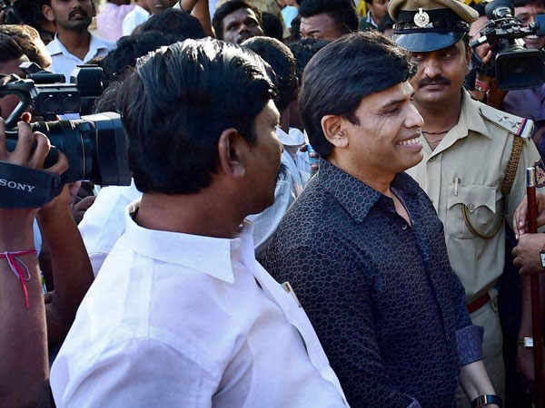 அநீதி இழைக்கப்பட்டுவிட்டது