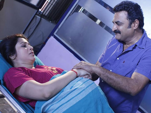 பணம் கேட்டு நச்சரிக்கிறாராமே...